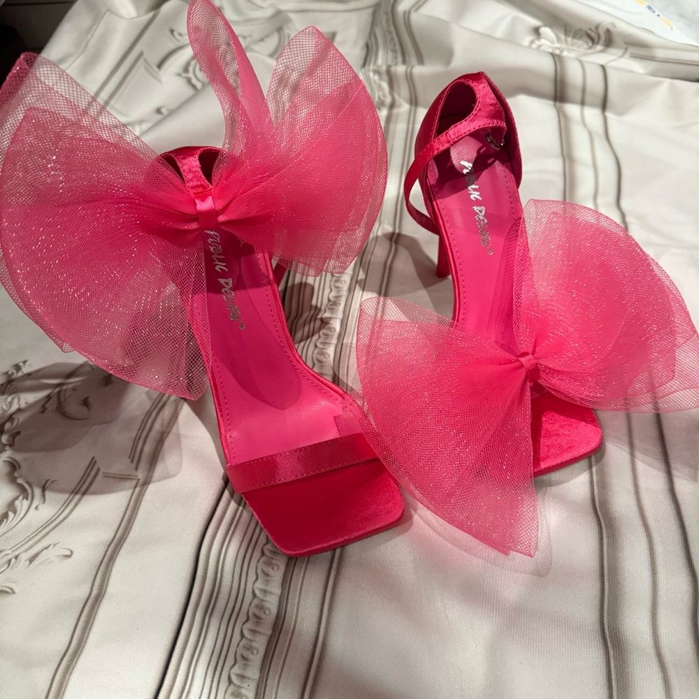 Public desire hot Pink Bow Heels